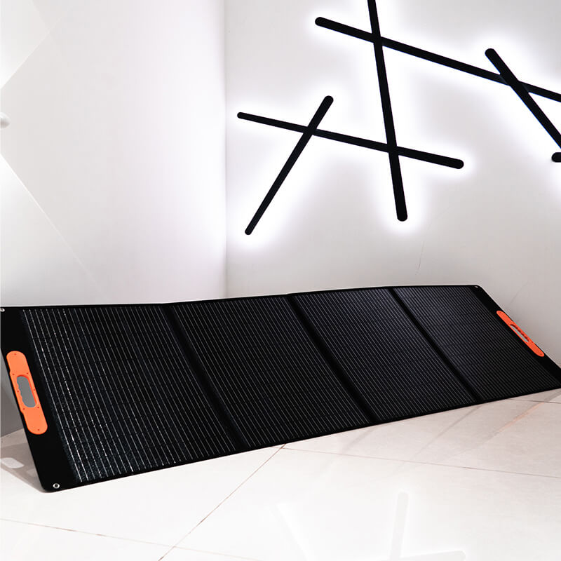 100W 18V folding solar panel for outdoor use